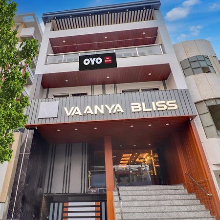 Collection O Vaanya Bliss Hotel Rishikesh Exterior photo