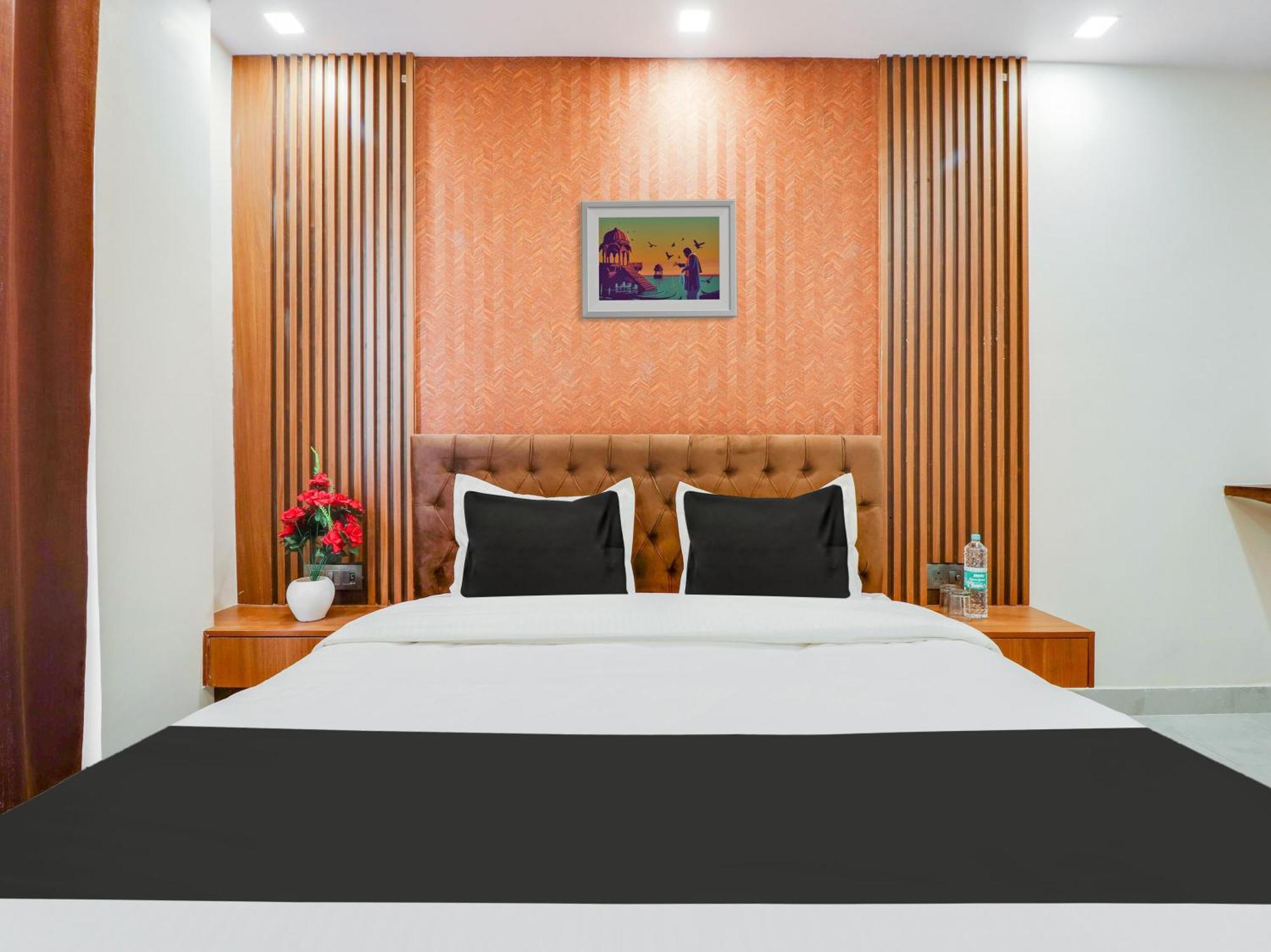 Collection O Vaanya Bliss Hotel Rishikesh Exterior photo